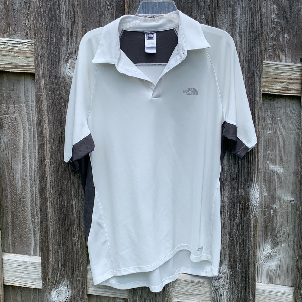 The North Face Vapor Wick Shirt Large